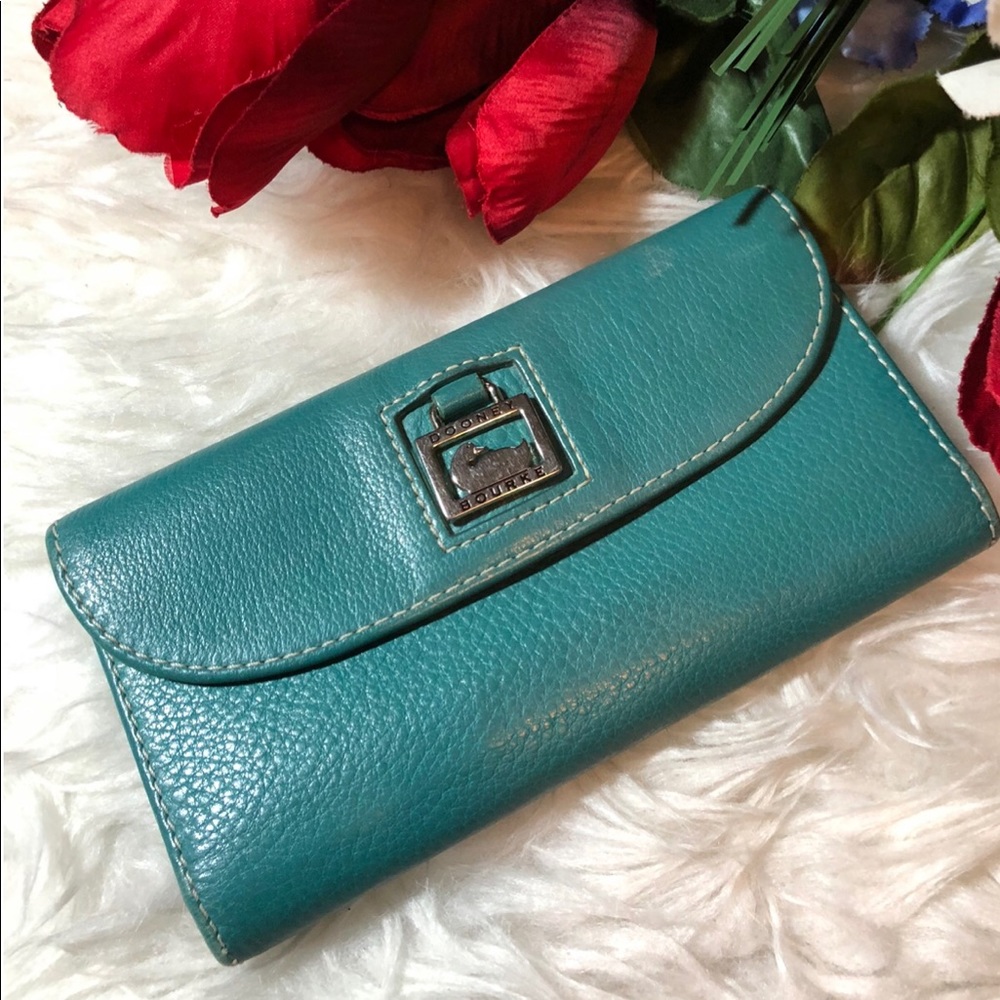 🌺Dooney&bourke wallet🌺